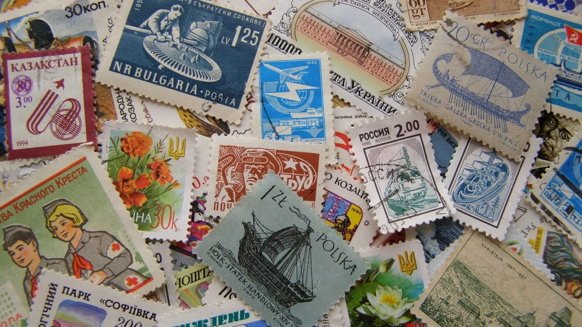 On World Post Day Here Are Some Of The Most Amazing Vintage Stamps Released  By India Post - The Better India