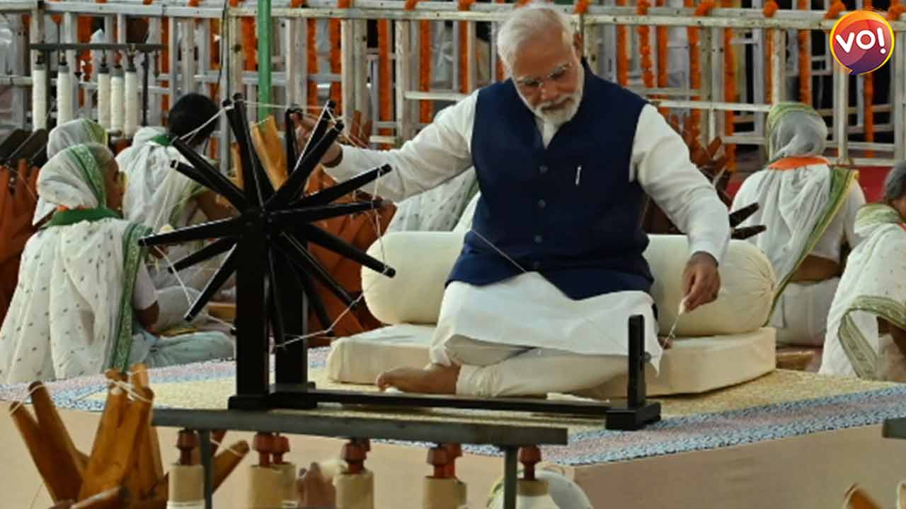 खादी को लोकल से वोकल बनने का समय आ गया -पीएम मोदी